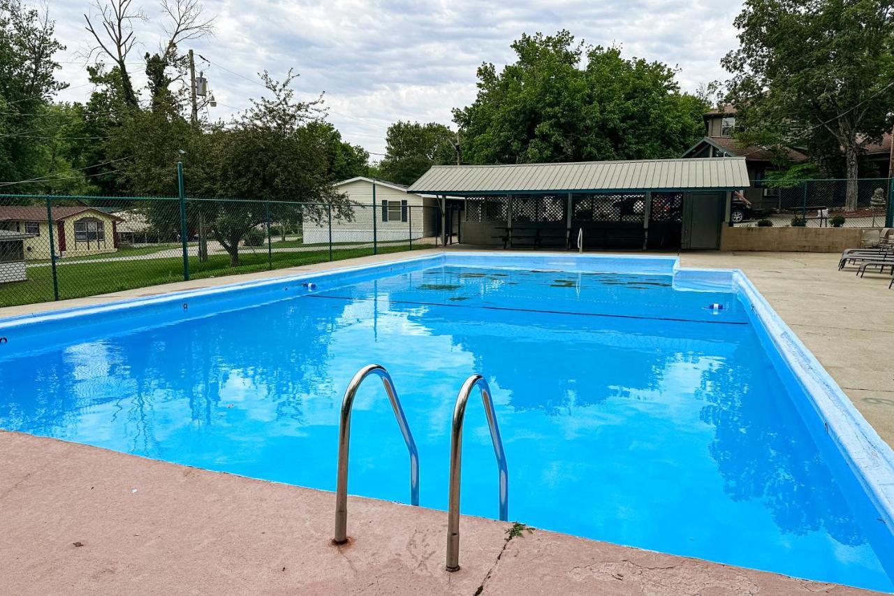 Edgewater Beach Resort 19 Forsyth Exterior photo